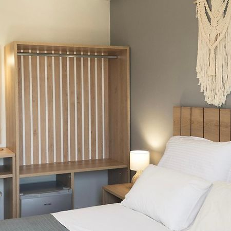Rondo'S Hotel Himarë Dış mekan fotoğraf