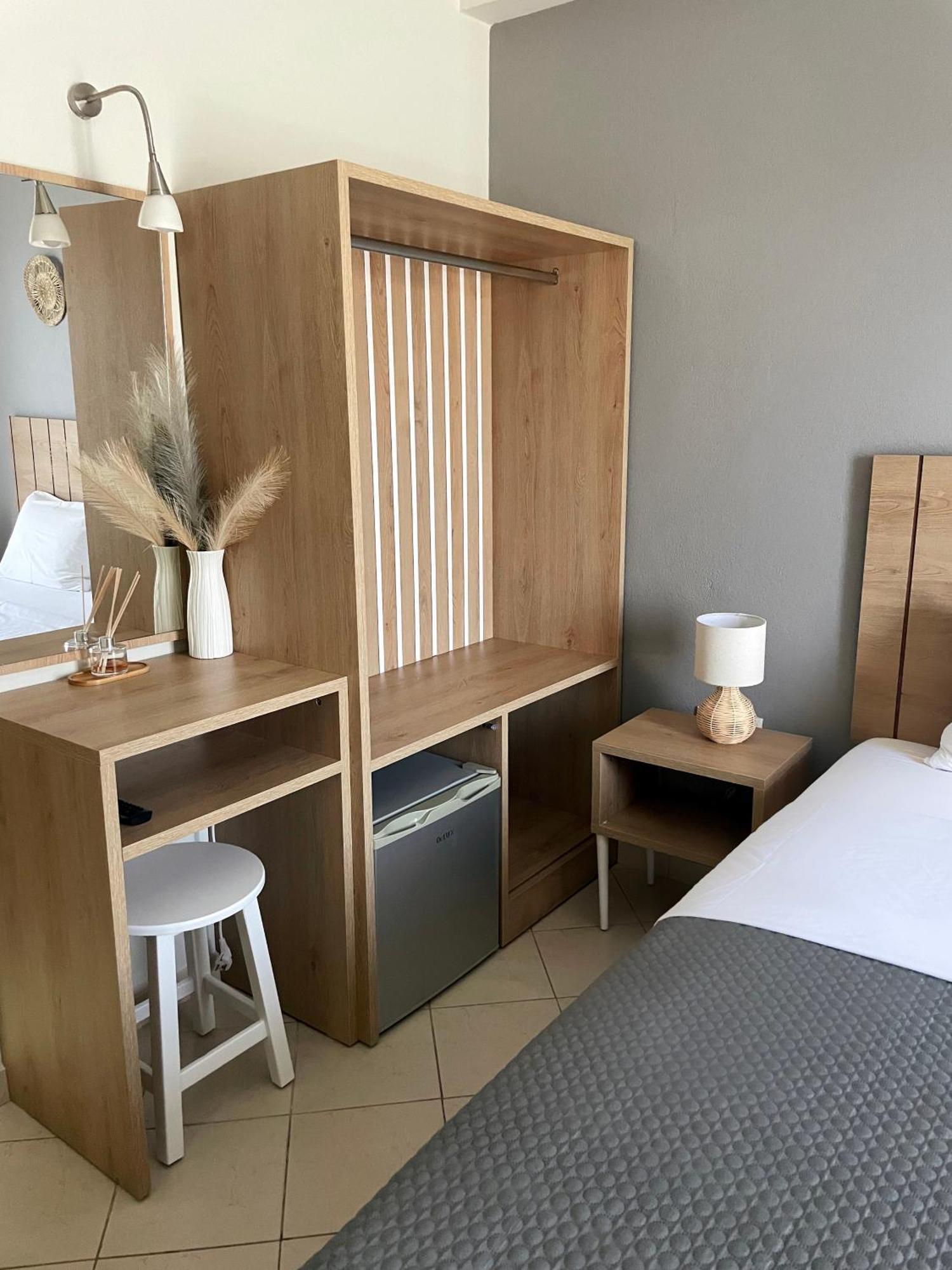 Rondo'S Hotel Himarë Dış mekan fotoğraf